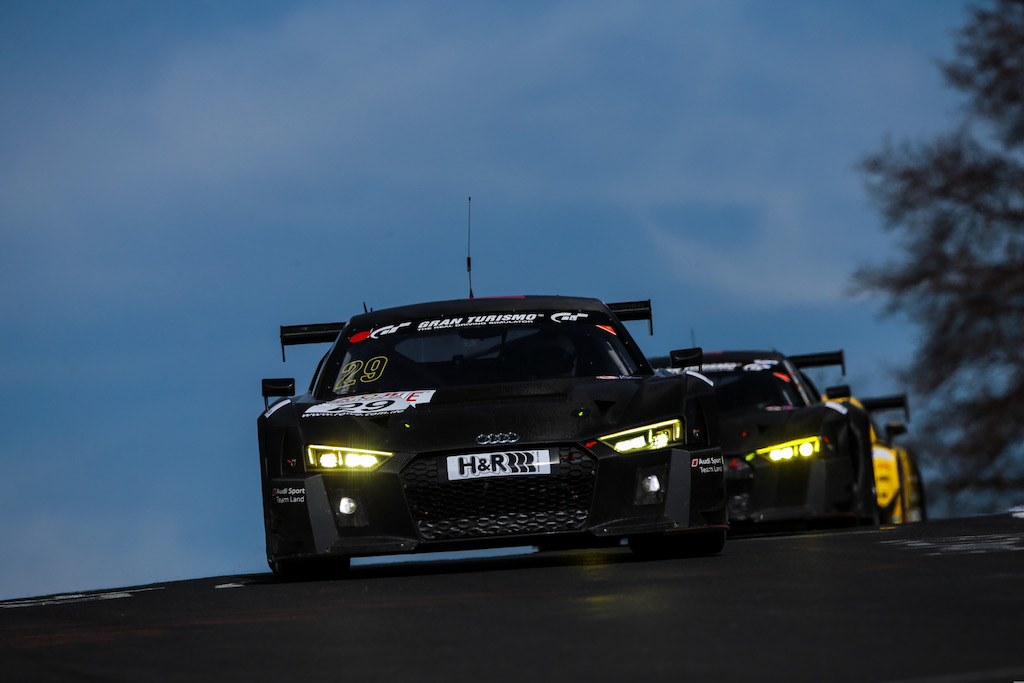 Viel Schrott in Misano - Attacke bei VLN2